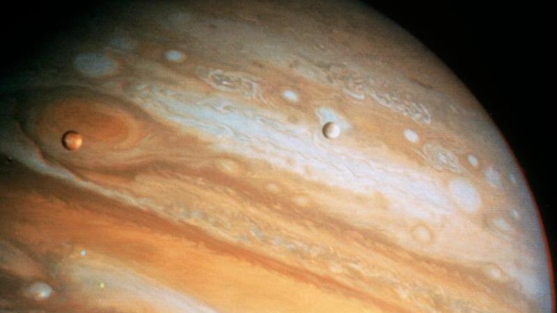 Jupiter und 2 seiner Monde